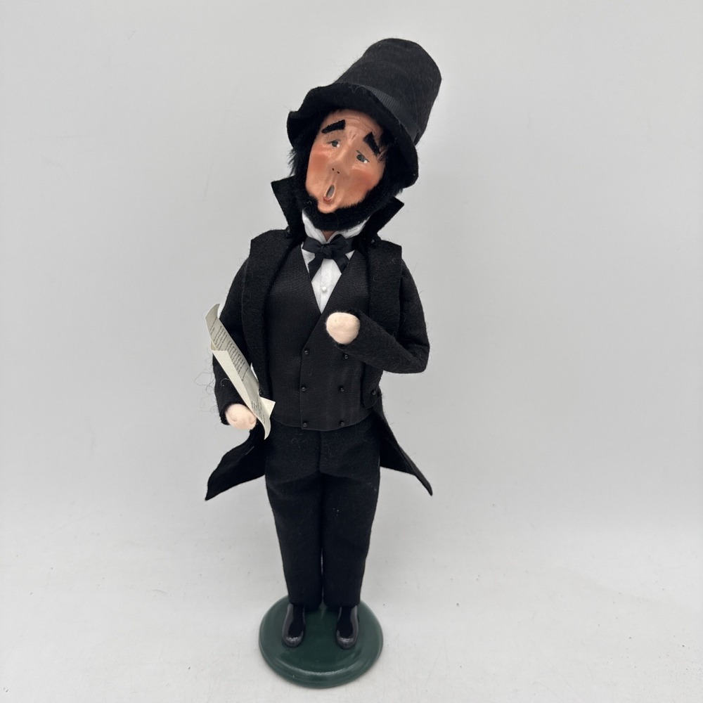 Byers Choice LTD Caroler Abraham Lincoln 2020 Williamsburg Collection